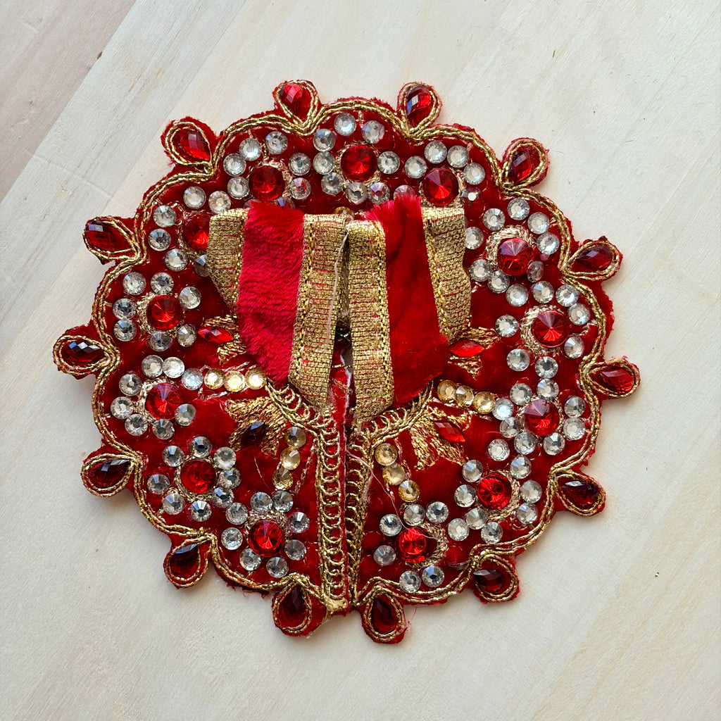 Laddu Gopal dress, handcrafted Krishna poshak with intricate embellishments for daily and festive shringar.