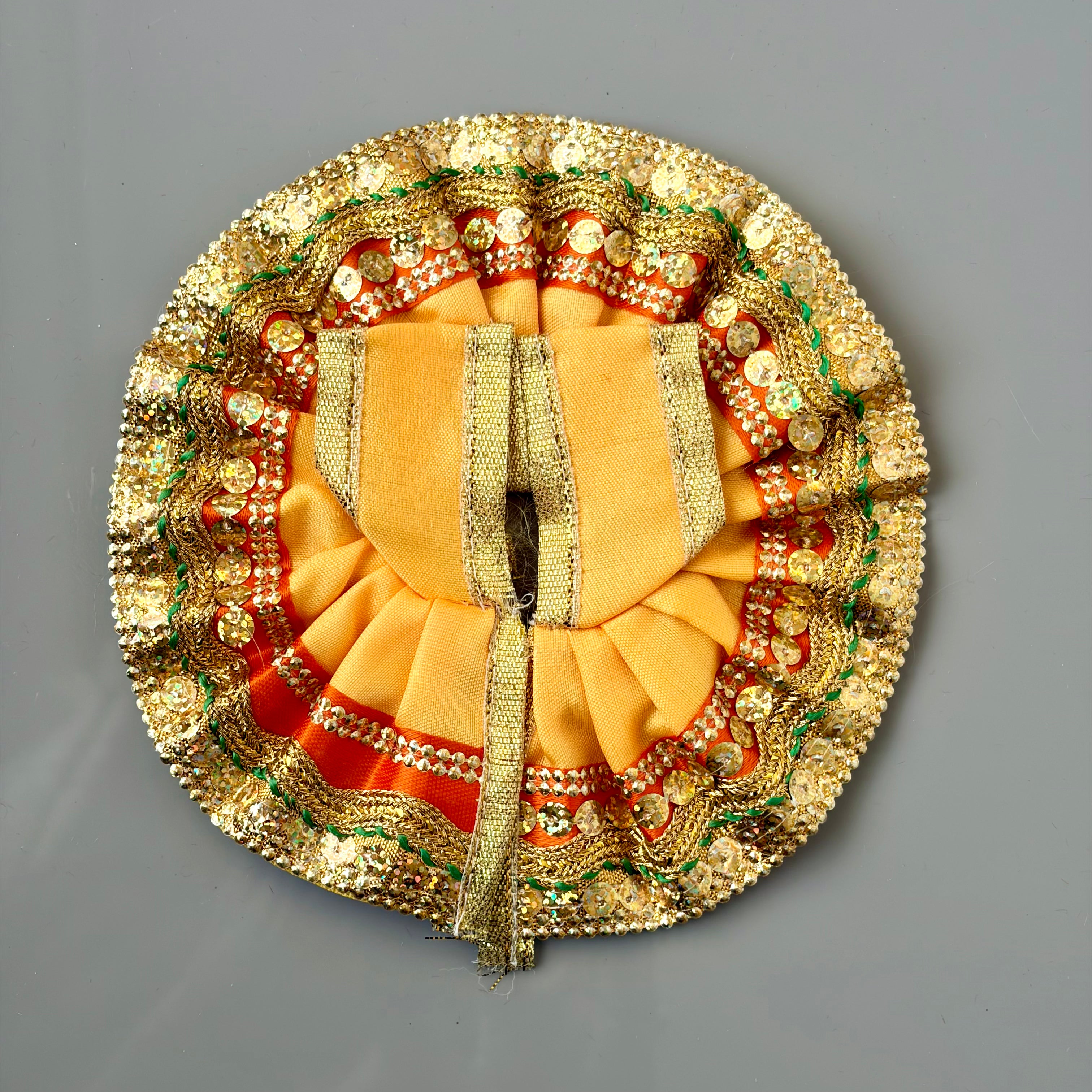 Shiny fabric with heavy golden border - Size 2 - KS15