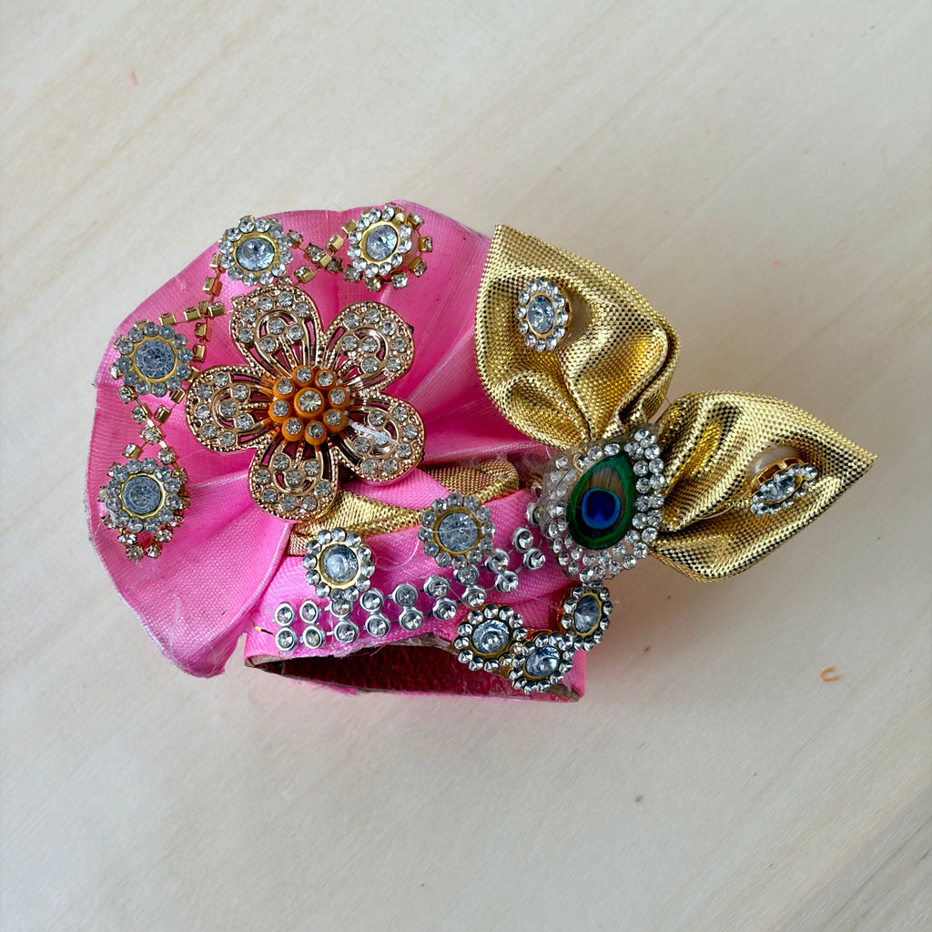 Paghadi with diamond brooches and peacock leaf, Size 3, 5 - KS17