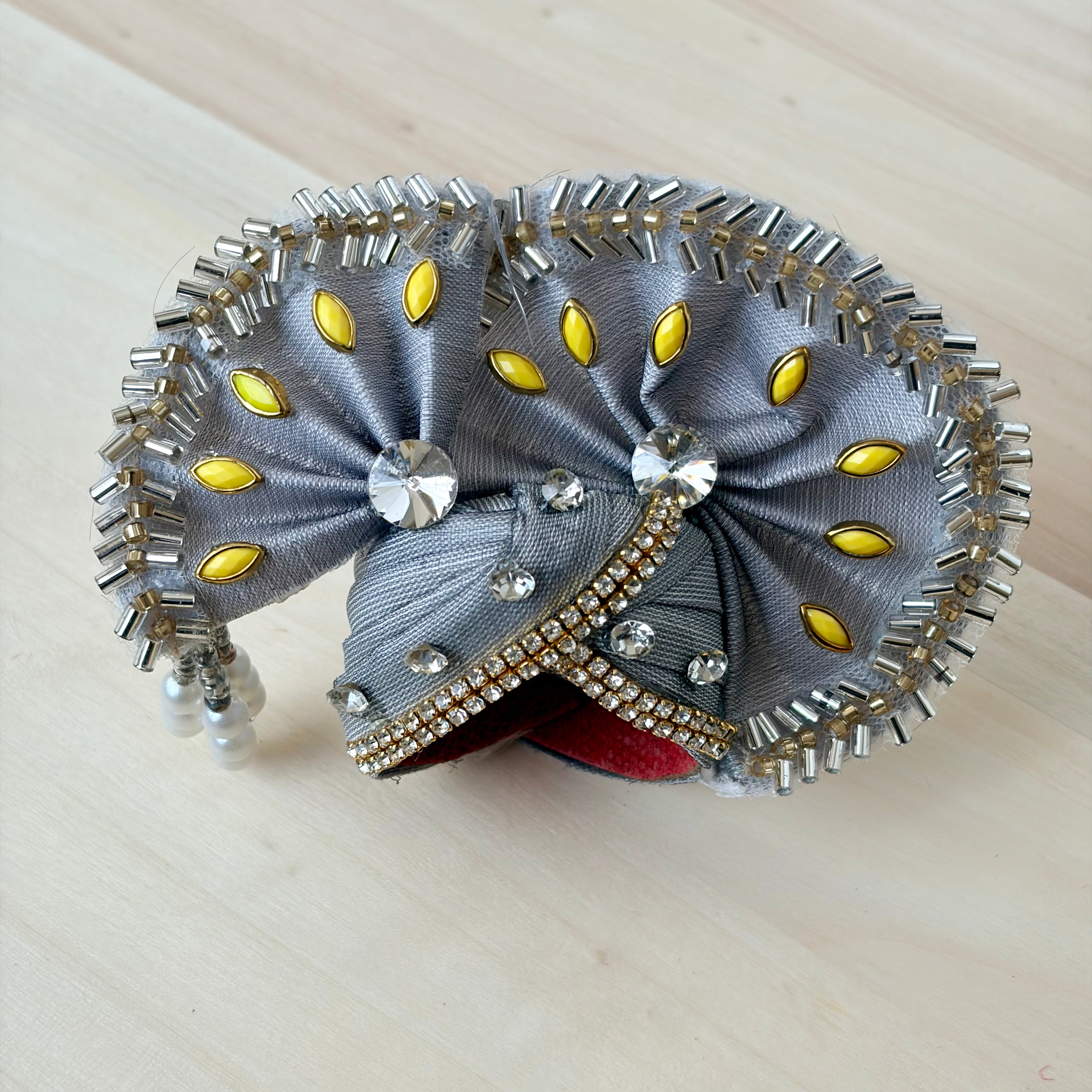 Royal Paghadi with unique stone work, Suitable for size 5, 6 - KS18