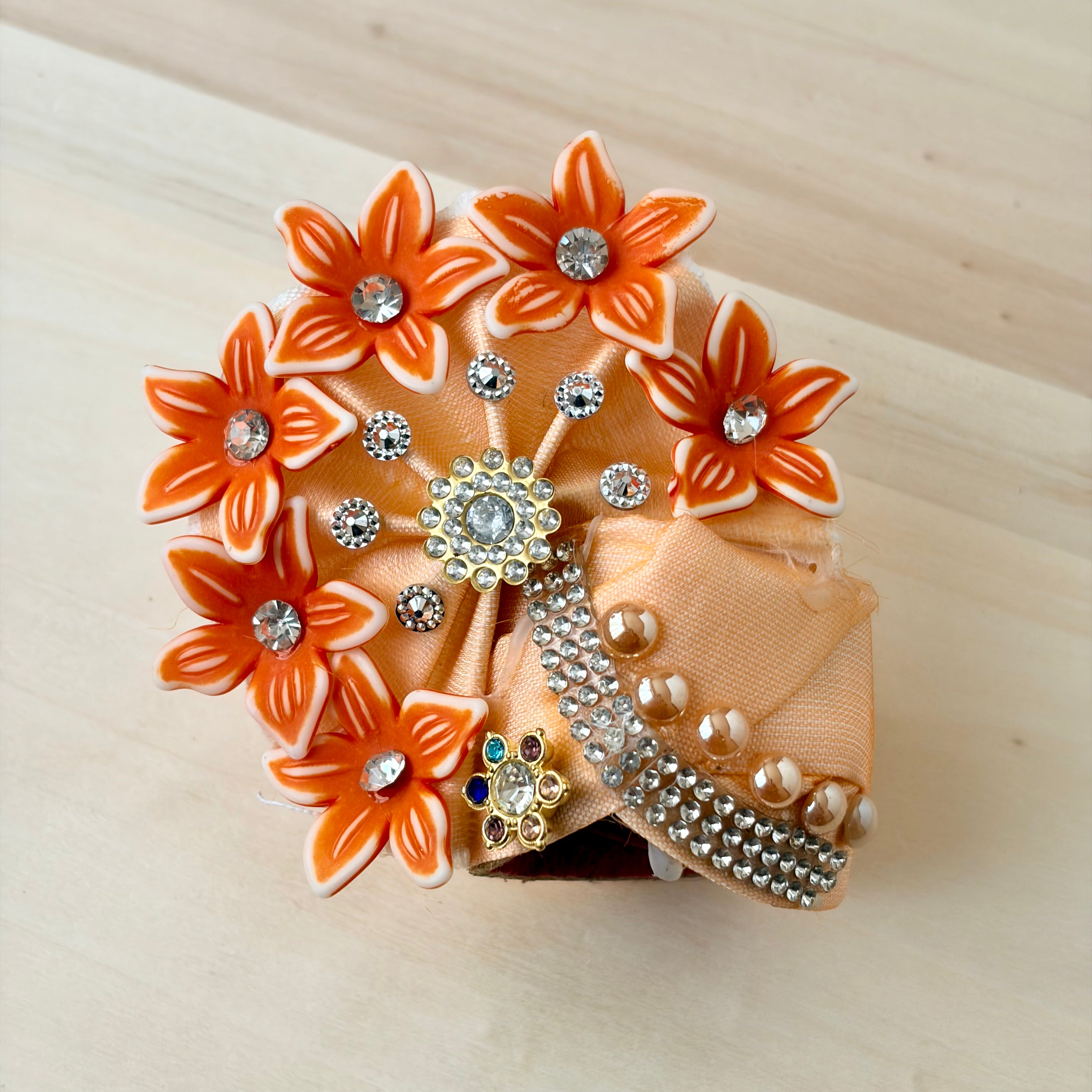 Flowery Pagh with pearl and diamond work, Suitable for size 4, 5 - KS19