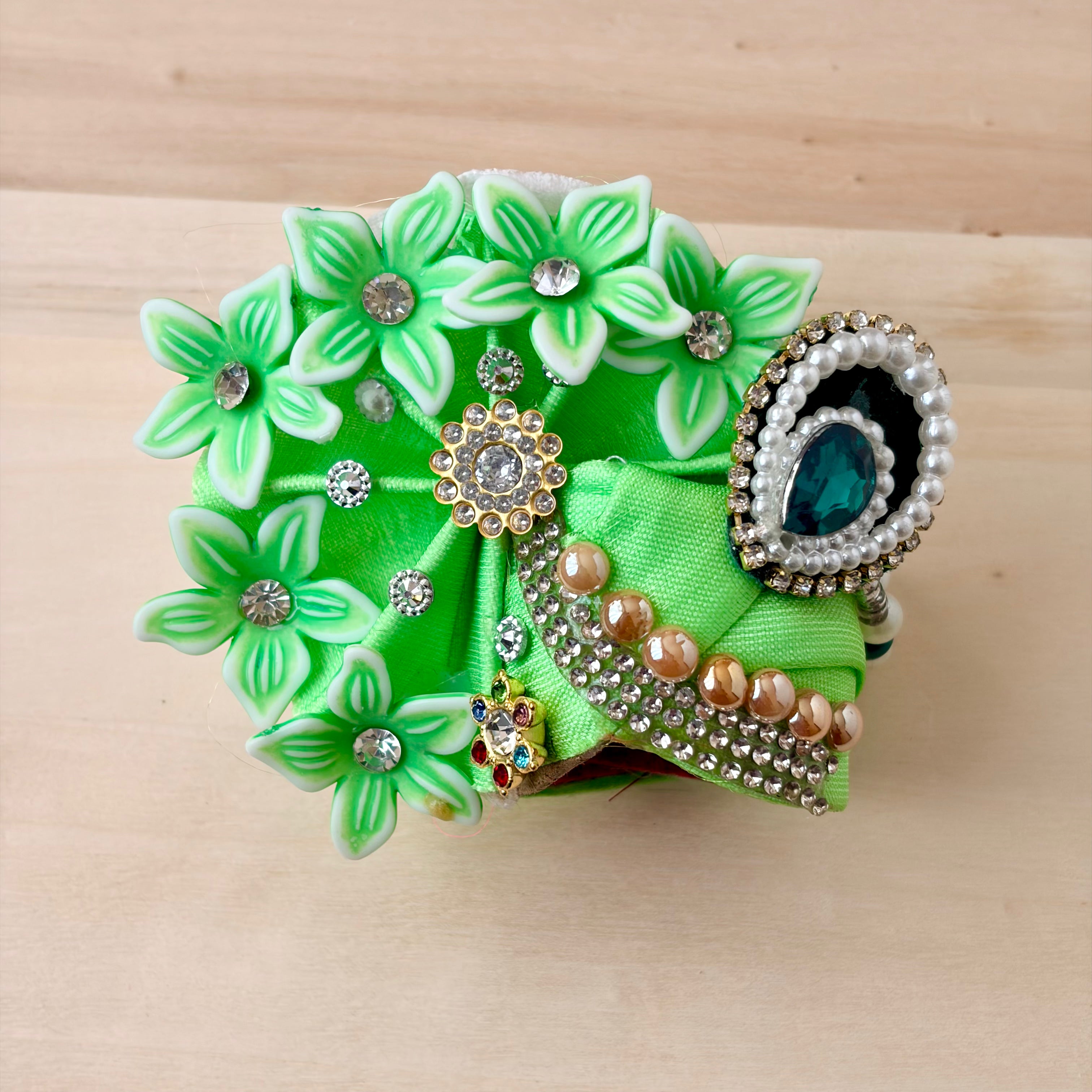 Flowery Pagh with pearl and diamond work, Suitable for size 4, 5 - KS19