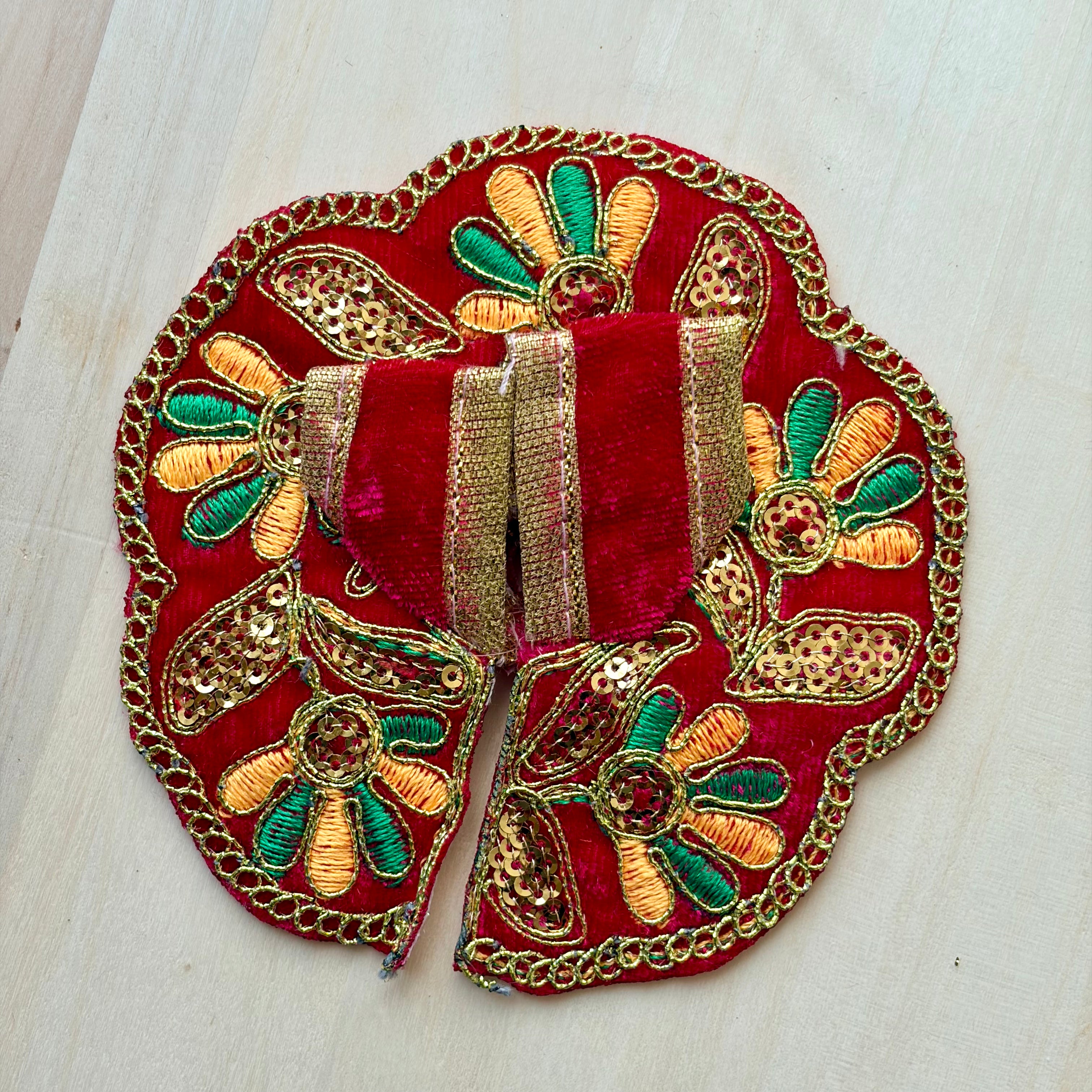 Laddu Gopal dress, handcrafted Krishna poshak with intricate embellishments for daily and festive shringar.